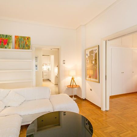 A Cozy Apt In Kolonaki Of Atenas Exterior foto