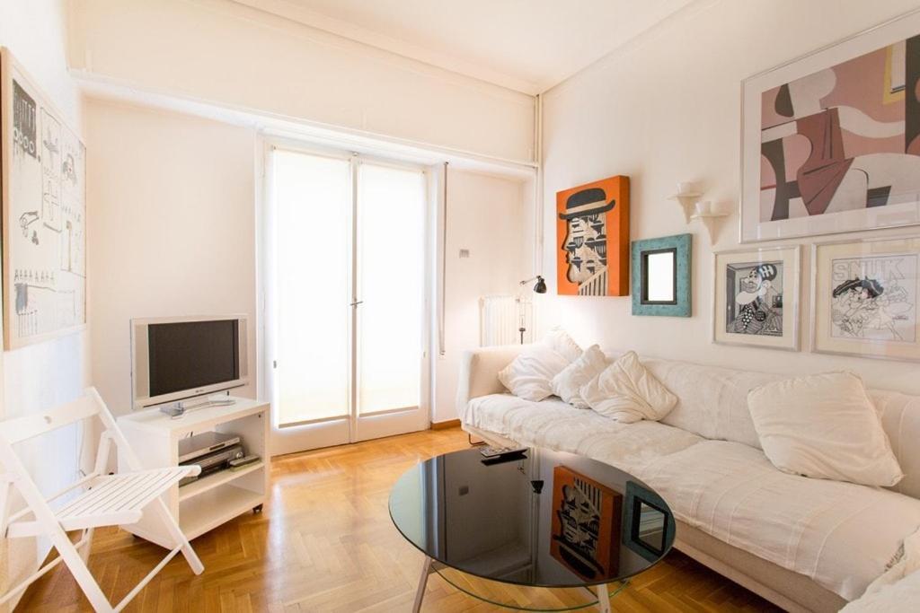 A Cozy Apt In Kolonaki Of Atenas Exterior foto