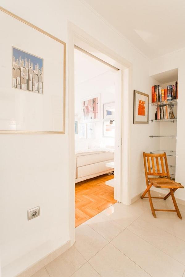 A Cozy Apt In Kolonaki Of Atenas Exterior foto